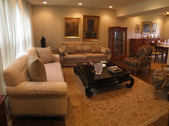 2nd image of 332 Sutcliffe Cir