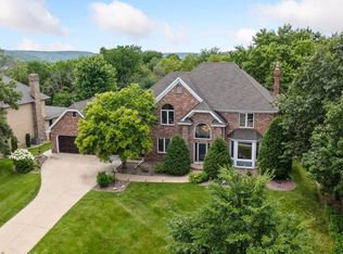 1405 Bell Oaks Ln SW, Rochester, MN 55902