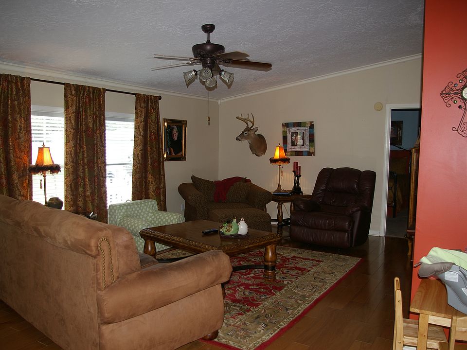 2nd image of 708 Vandevender St
