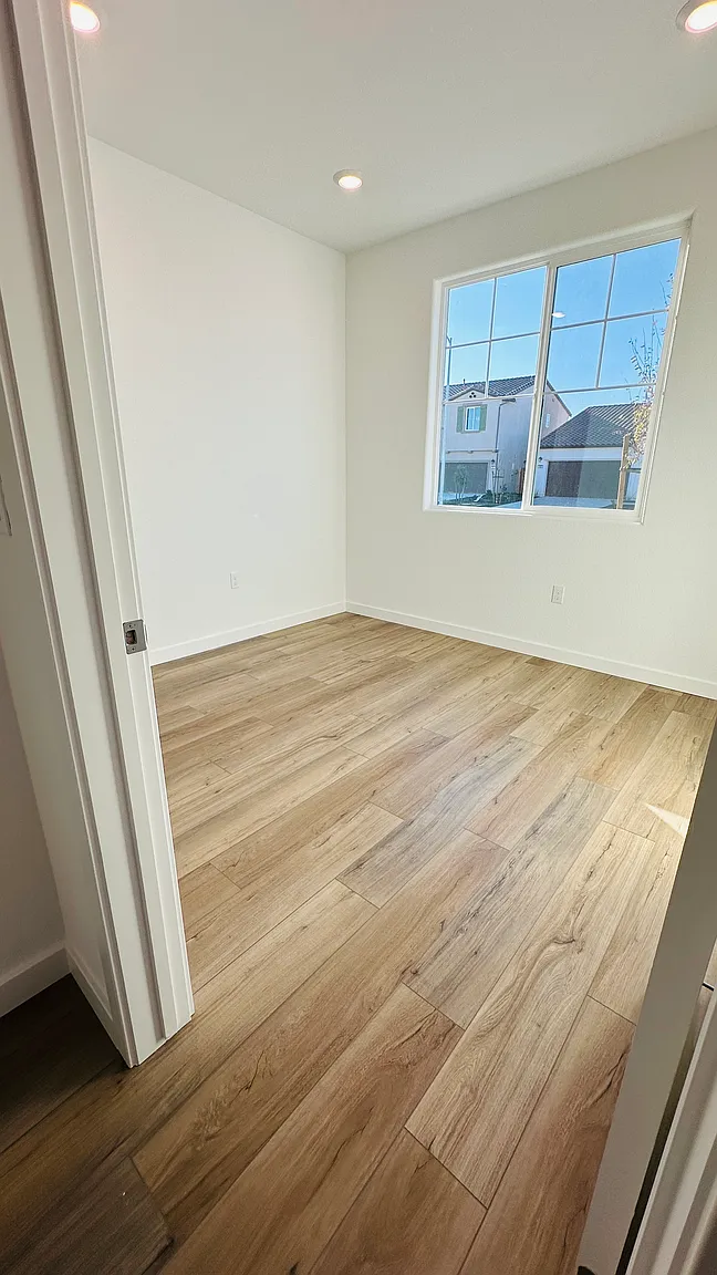 851 Rosazzo Ln photo 1