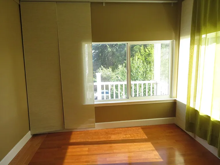 523 Judah St #301 — Photo 9