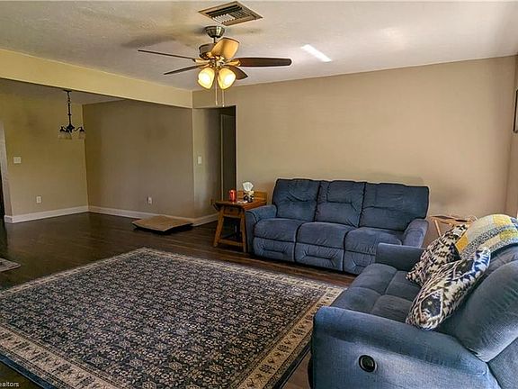 3rd image of 104 Sportsman Ave