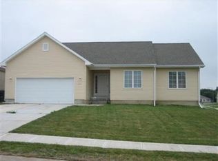 517 S 7th St, Springfield, NE 68059
