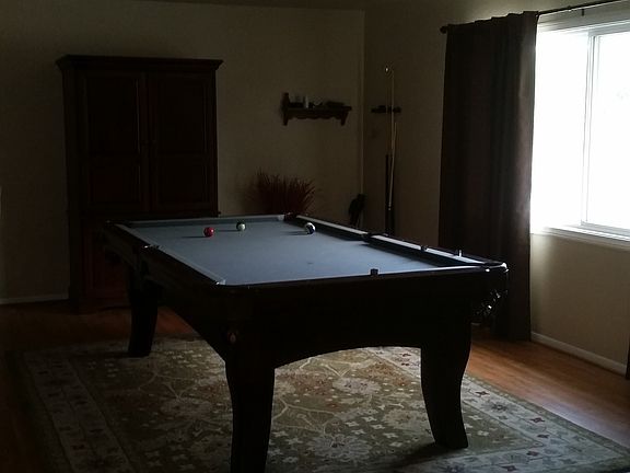 4th image of 3422 Louis Dr