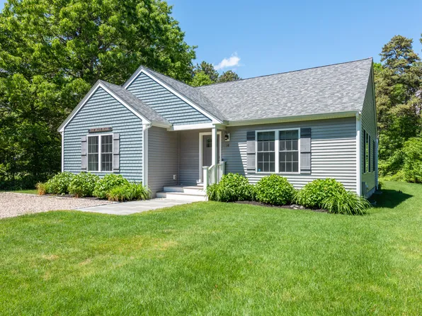 10 Cedar Lane, Dennis Port, MA 02639