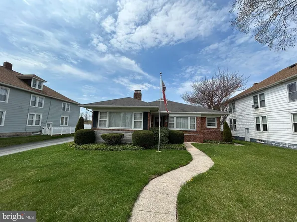 634 S Main St, Red Lion, PA 17356