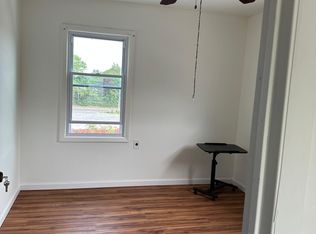 24212 88th Rd, Bellerose, NY 11426