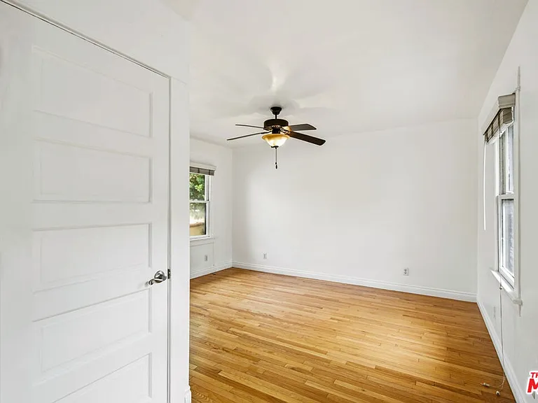 4427 Finley Ave — Photo 18