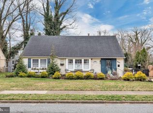 884 Mercer Dr, Haddonfield, NJ 08033