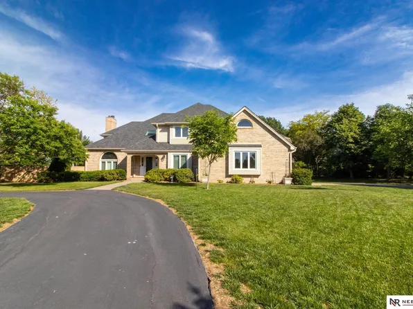 2300 W Foothills Rd, Lincoln, NE 68523