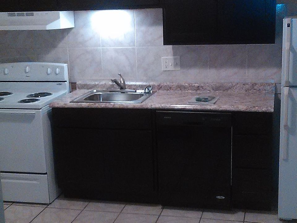 1st image of 2040 Yale Ave APT 24