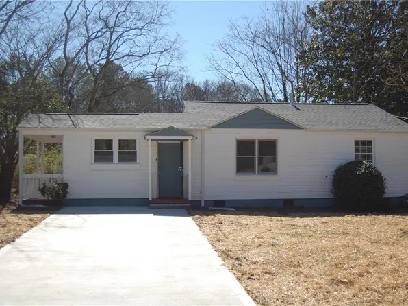 2568 Loghaven Dr NW, Atlanta, GA 30318