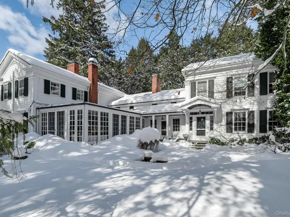 549 Croton Lake Road, Bedford Corners, NY 10549