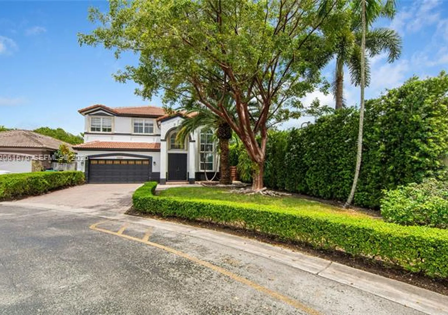 16001 SW 43rd Ter # 16001, Miami, FL 33185 — Photo 4