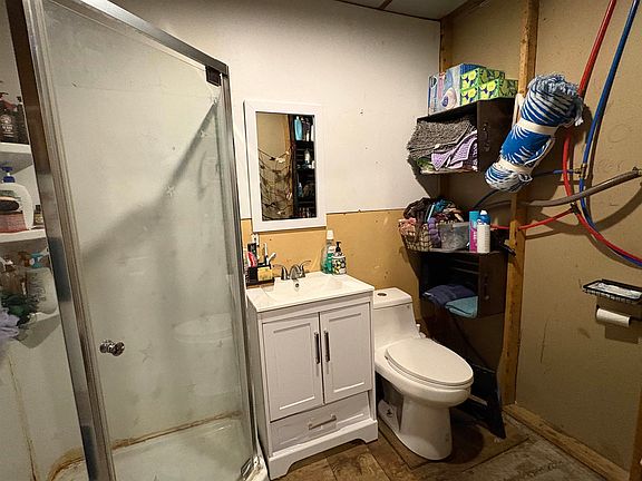 5th image of 212 W Park Rd