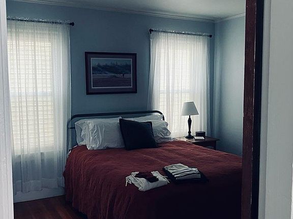 2nd image of 75 7th St #1