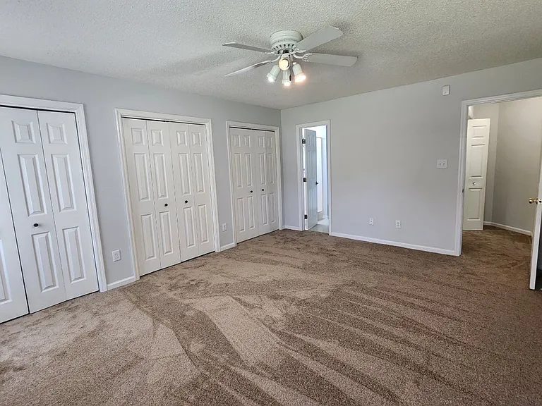 210 Rivershore Dr — Photo 14