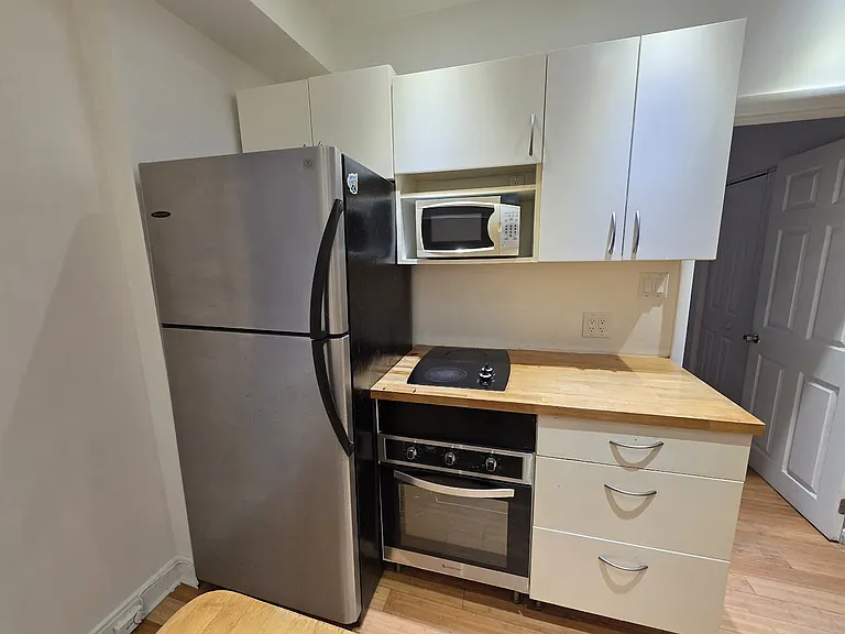 7149 Bay Dr #7-B — Photo 2