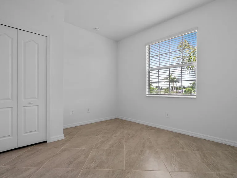 4363 Lemongrass Dr — Photo 21