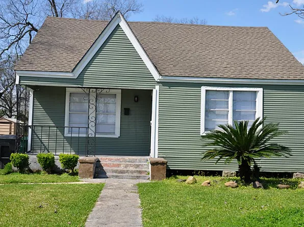 4421 Harvard St, Houston, TX 77018