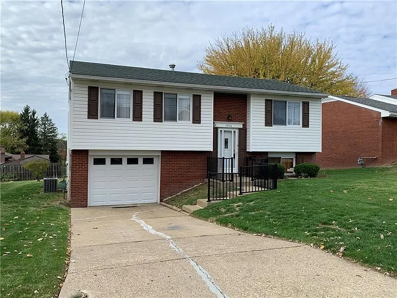 1516 Porter St photo 1