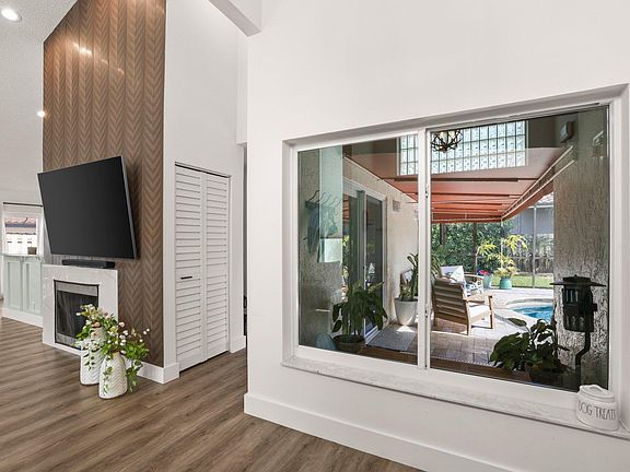 4th image of 29 Dogwood Circle
