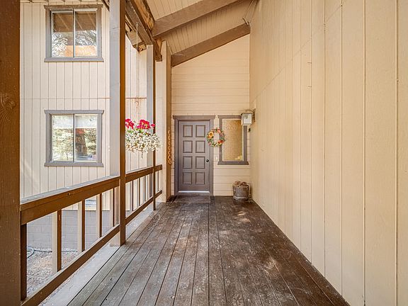 3rd image of 2815 Almanor Dr W