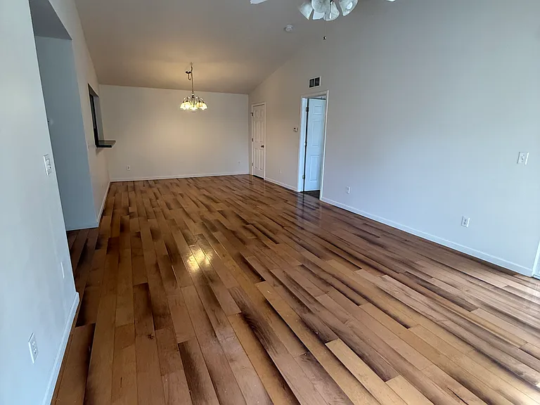 52179 Heatherstone Ave — Photo 24