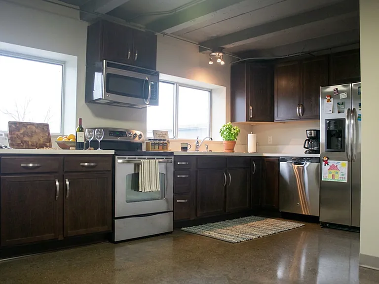 2224 Y St #200 — Photo 11