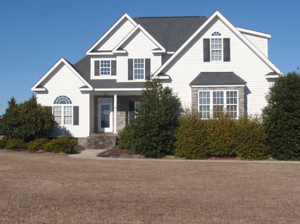 5003 Pennington Pl, Kenly, NC 27880