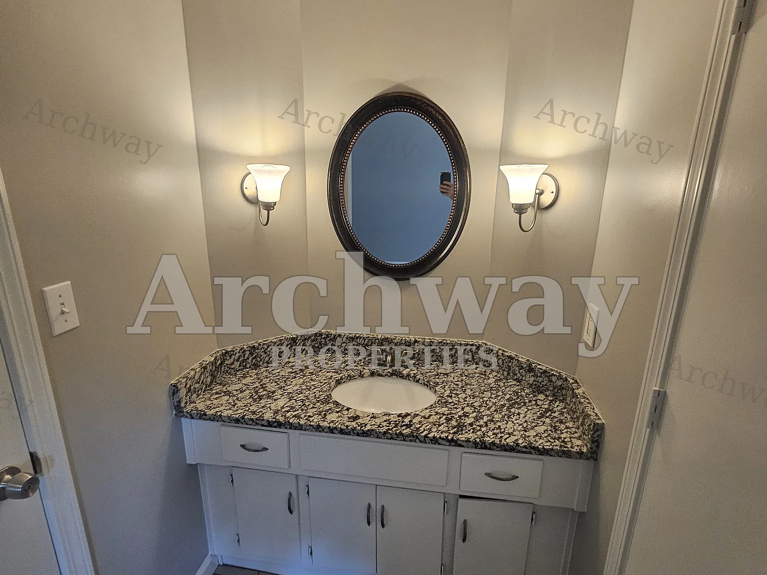 4 bed, 1748 sqft, $2,495 — Photo 3