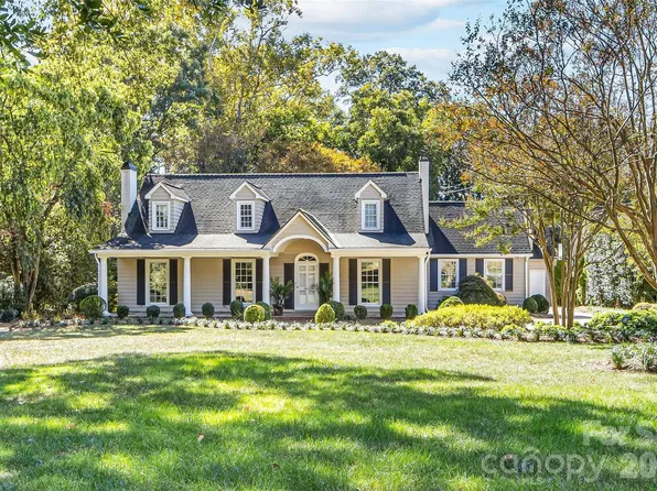 2611 Forest Dr, Charlotte, NC 28211