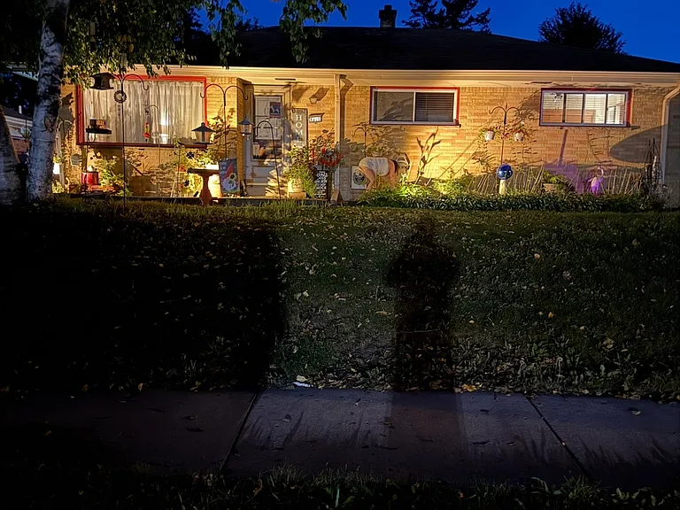 8829 W Olive St — Photo 24