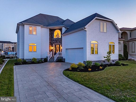 2nd image of 311 S Heron Gull Ct