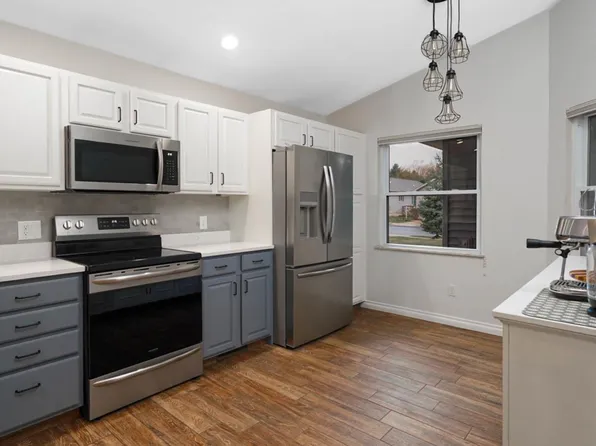 3732 Creekside Dr, Traverse City, MI 49684