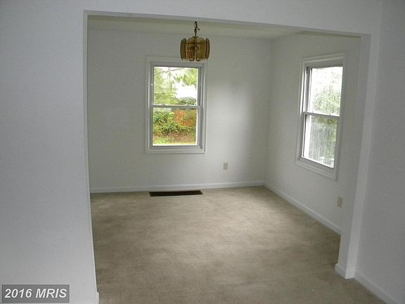4th image of 21709 N Essex Dr