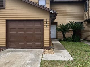 5805 Liska Dr, Jacksonville, FL 32244