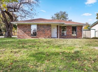 412 N Dallas St, Van Alstyne, TX 75495
