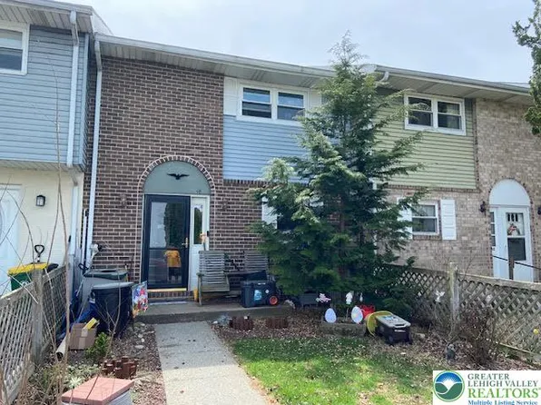 48 Willow St, Macungie, PA 18062