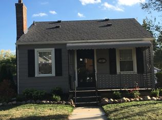 35725 Chestnut St, Wayne, MI 48184