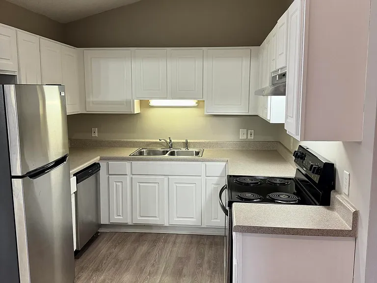 3001 Macgregor Downs Rd #202 — Photo 4