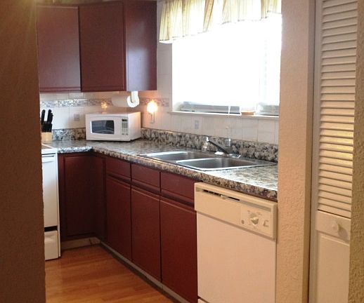 5th image of 6319 Newtown Circle