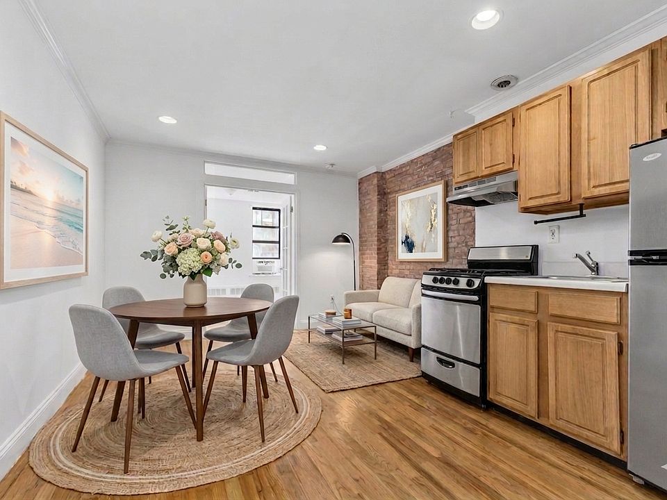 1st image of 158 Stanton St APT 5B
