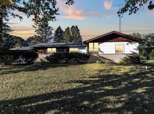 7177 Vienna Rd, Otisville, MI 48463