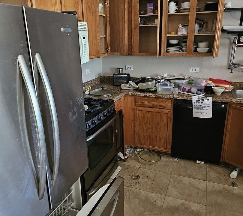 2nd image of 1121 Symphony Dr