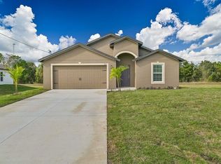 861 Youngreen Dr, Fort Myers, FL 33913