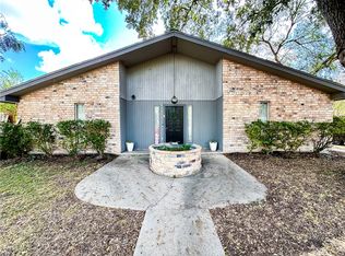 4002 Richwood Cir, Corpus Christi, TX 78410