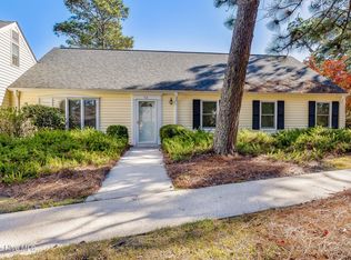 12 Village Green Circle #12, Southern Pines, NC 28387