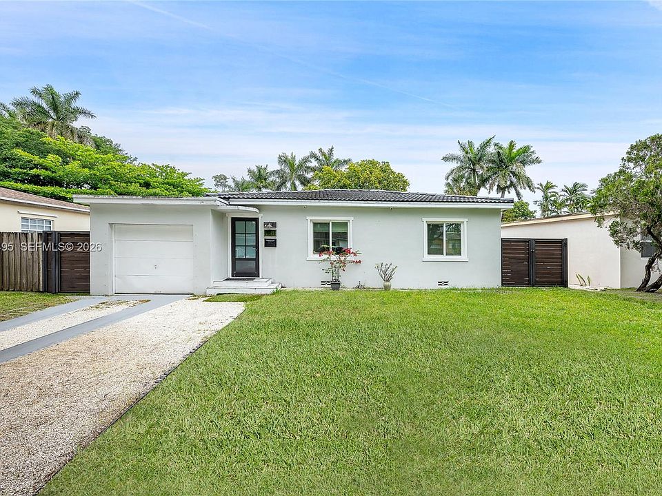 1st image of 531 Forrest Dr