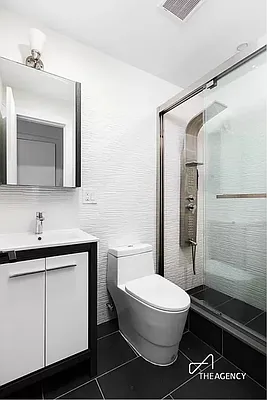 Rented by The Agency | media 9